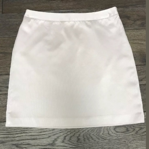 Banana Republic Women’s Blush Pink Mini Skirt 4 - Picture 5 of 8